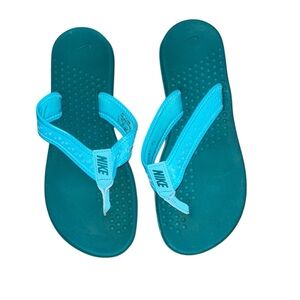 Nike Apres 18 Slides Sandals Flip Flop 704692 400 Clearwater Blue Women's Size 6